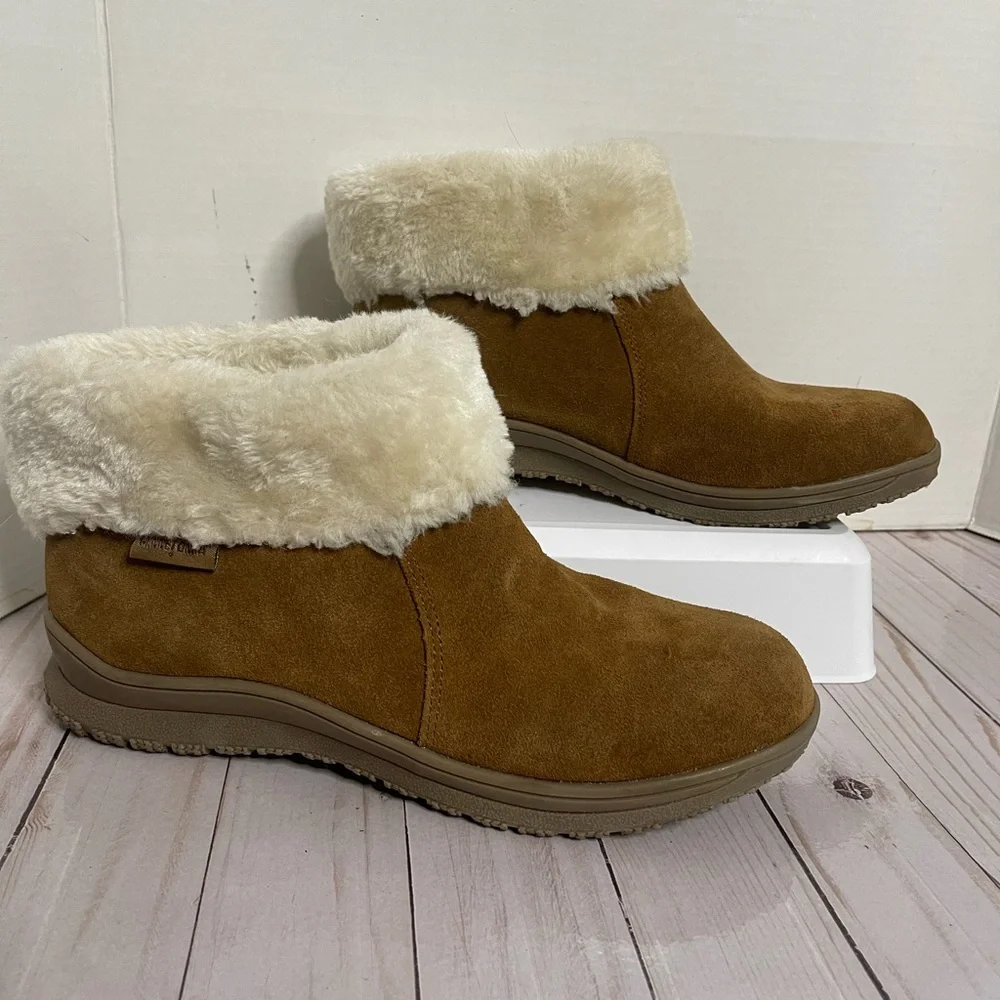 MINNETONKA BOOTIES - Picture 3 of 9